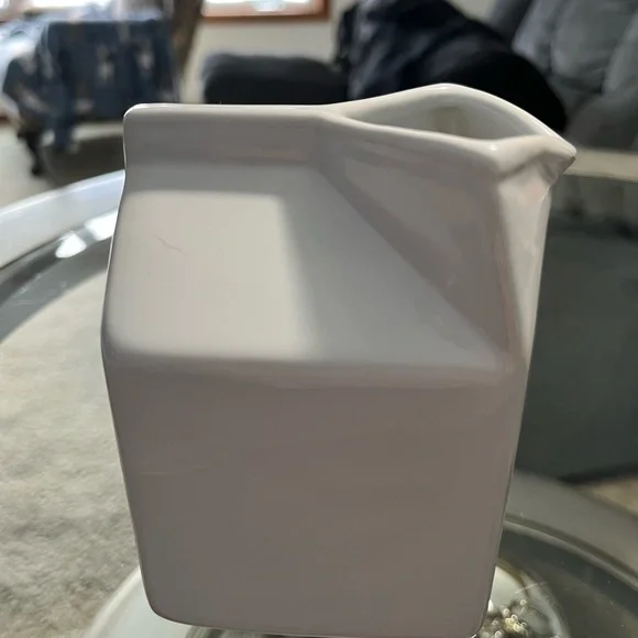 White Ceramic 'Got Milk?' Carton - Picture 3 of 5